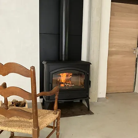 Haixpia, Le アパート