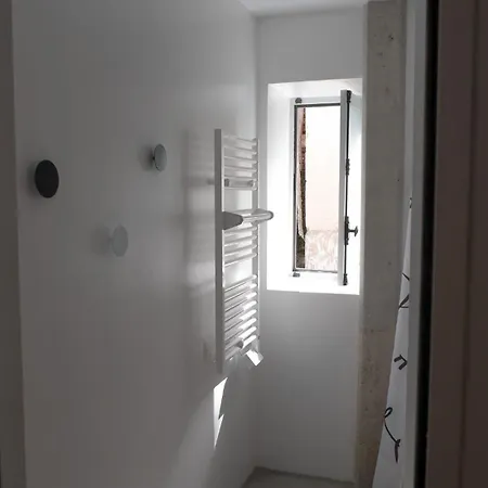 Haixpia, Le アスパレン